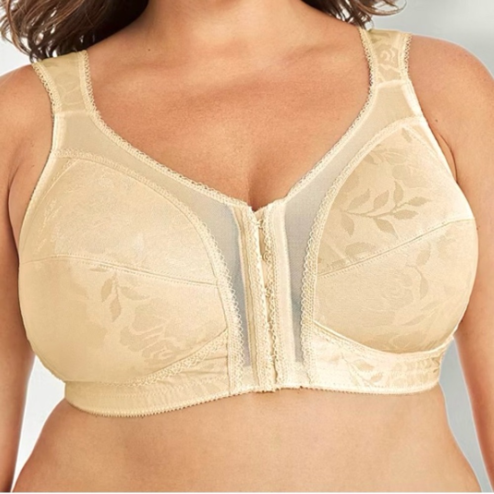 Women's Light Beige Playtex® 18 Hour® Front-Close Flex Back Bra - 4695 Comfort